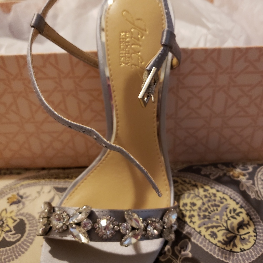 Badgley mischka heels